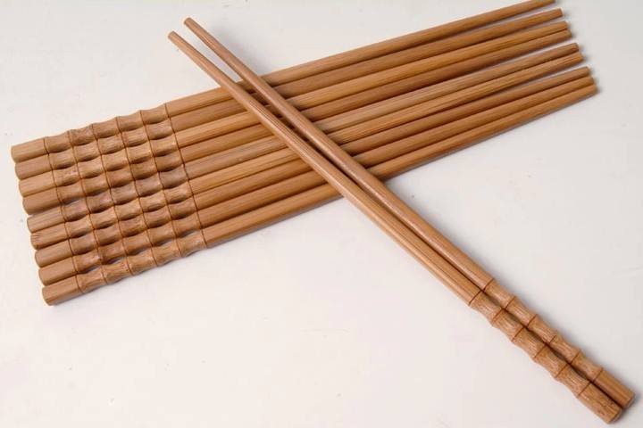 发霉的木筷子是什么垃圾？怎么挑选筷子？